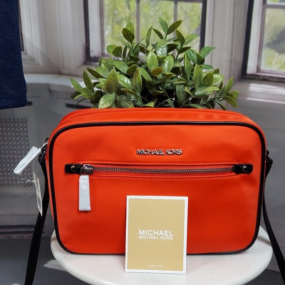 NWT MICHAEL KORS POLLY LARGE NYLON CROSSBODY BAG - Picture 2 of 11